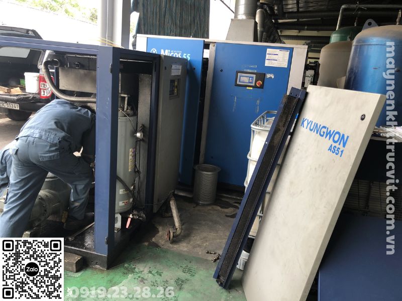 Thay van xả nước tự động máy nén khí KyungWon, Replace the automatic water drain valve of KyungWon air compressor, Bảo dưỡng máy nén khí KyungWon, Sửa chữa máy nén khí KyungWon, Bao duong may nen khi KyungWon, Sua chua may nen khi KyungWon,